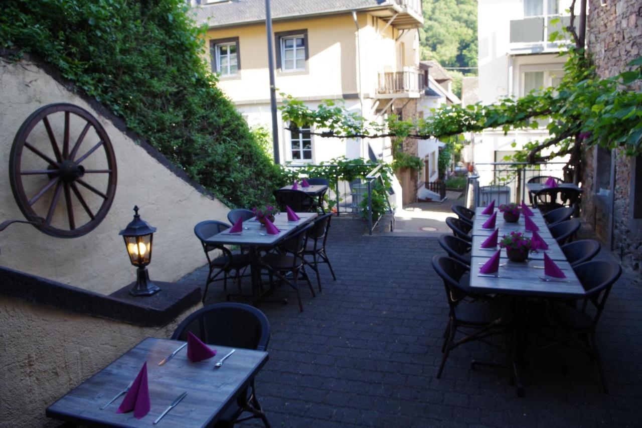 Gast Und Weinhof Beim Schneemann Hotel ฟาลวิก ภายนอก รูปภาพ